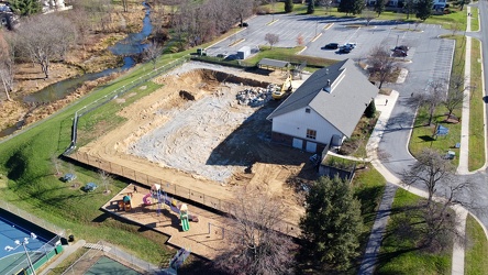 Demolition of North Creek pool [06]