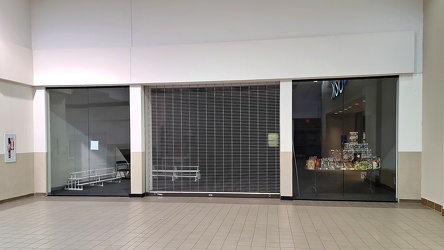 Former Record Corner store at Staunton Mall