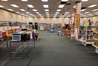 Former Hibbett Sports store at Staunton Mall [02]