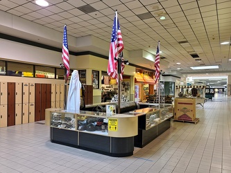 Kiosk in Staunton Mall JCPenney wing