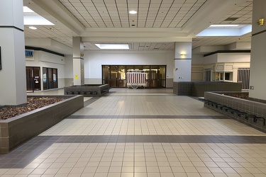 Belk wing entrance corridor [01]