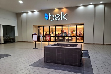 Mall entrance for Belk at Staunton Mall [03]