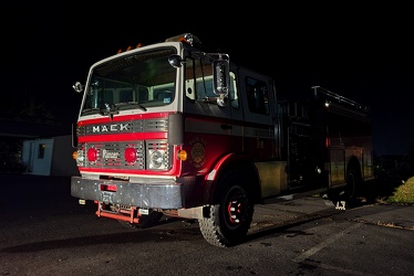 Vintage fire truck at Verona fire department [02]