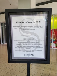 Rules sign at Staunton Mall