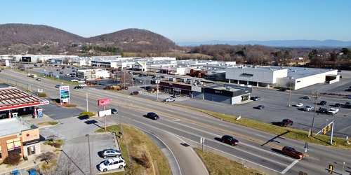 Overview of Staunton Mall [02]