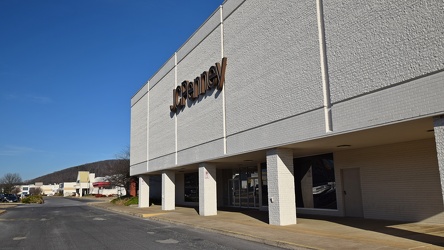 Former JCPenney in Staunton, Virginia [15]