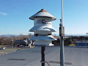 Federal Signal Model 2 siren at Verona Fire Department [03]