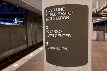 Misspelled sign at Wiehle-Reston East station [02]