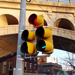 Right turn signal at Main Street and Green Lane [03]