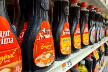 Aunt Jemima pancake syrup at Giant Food