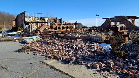 Burned out Days Inn near Warfordsburg, Pennsylvania [10]