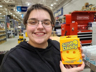 Elyse and the Scrub Daddy