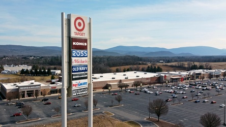 Waynesboro Town Center sign [01]