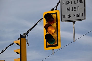 Traffic signals at US 15 and Lucketts Road [01]