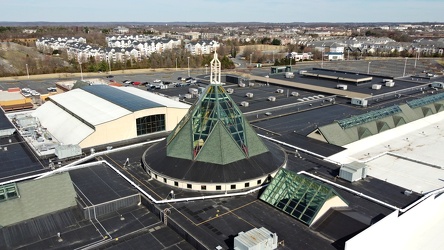 Skylight over center court at Dulles Town Center [02]