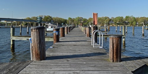 Docks at Mike's Restaurant & Crabhouse