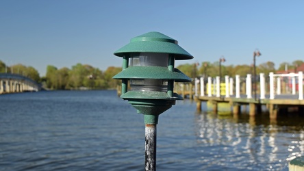 Dock lights at Mike's Restaurant & Crabhouse [01]