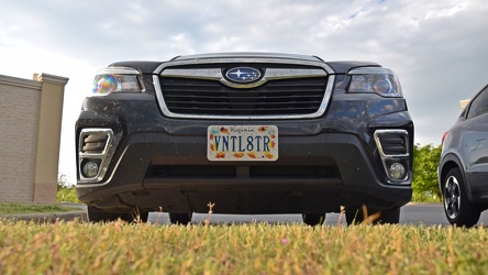 Subaru Forester with "VNTL8TR" license plate [01]