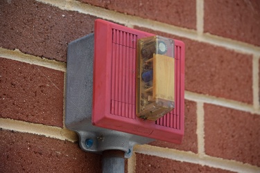 Fire alarm horn/strobe at New Street parking garage [01]