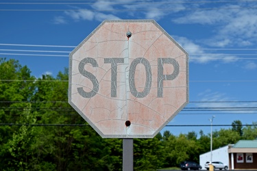 Faded stop sign [02]