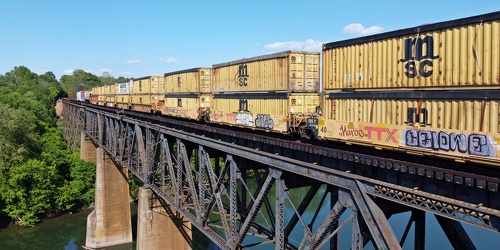 Train crossing Shepherdstown rail bridge [04]