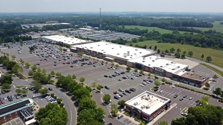 Culpeper Colonnade shopping center