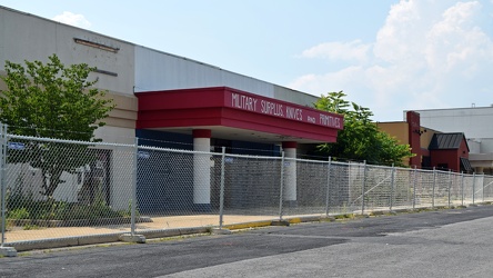 Staunton Mall with fence [04]