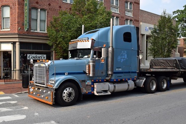 Flatbed truck on US 30 in Gettysburg, Pennsylvania