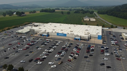 Walmart in Waynesboro, Pennsylvania [14]