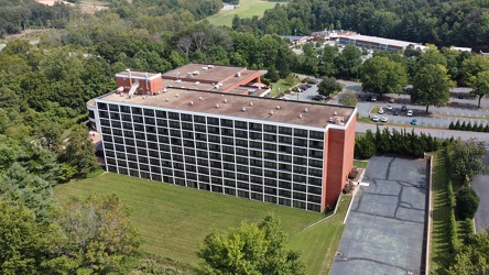 DoubleTree Hotel in Charlottesville, Virginia [02]