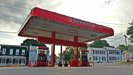 Gas canopy at Sheetz [02]