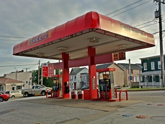 Gas canopy at Sheetz [01]