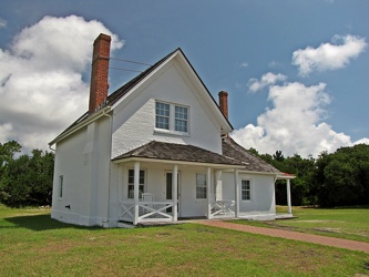 Lighthouse keeper's quarters at Cape Hatteras [06]