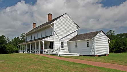 Lighthouse keeper's quarters at Cape Hatteras [07]