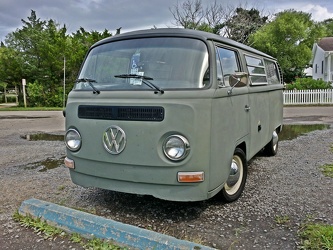 Volkswagen Bus