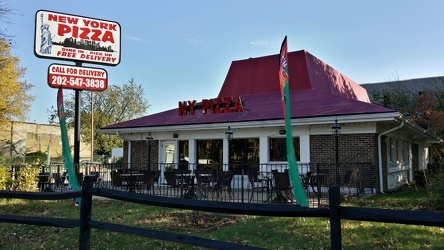 New York Pizza on Pennsylvania Avenue SE