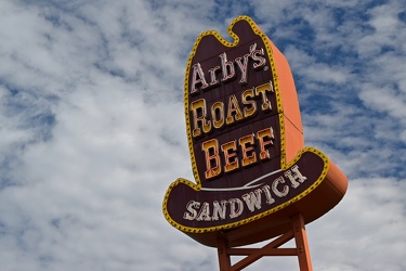 Vintage Arby's sign in Colonial Heights, Virginia [06]