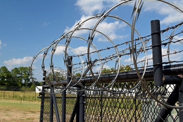 Razor wire fence at Goldsboro Flea Market [01]