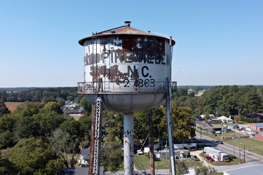 Water tower in Pikeville, North Carolina [02]