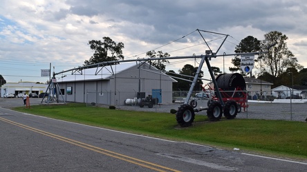 Reinke irrigation rig at Brock Equipment [01]