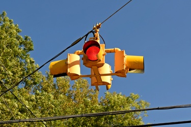 Flashing signal at North Church Street and East College Street [01]