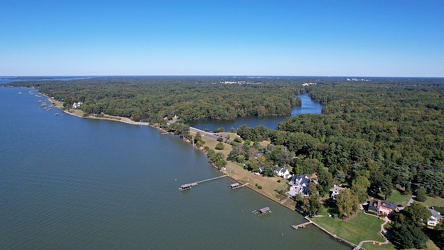 North bank of the James River [02]