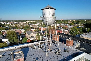 Rooftop water tower in Richmond [01]