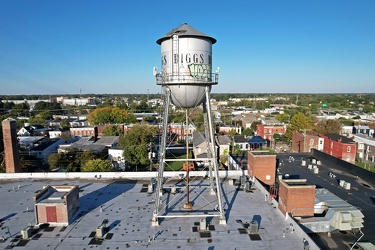 Rooftop water tower in Richmond [03]