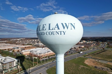 Maple Lawn water tower [02]