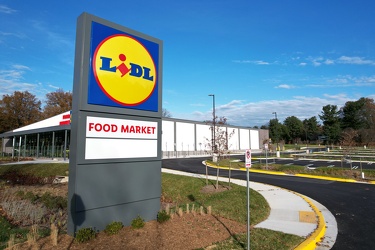 Lidl in Montgomery Village, Maryland [05]