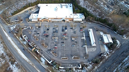 Goshen Oaks shopping center