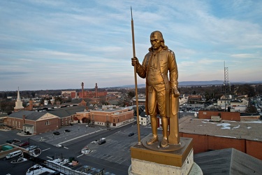 Statue of Benjamin Franklin on the Franklin County Courthouse