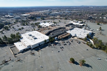 Aerial view of Lakeforest Mall [06]