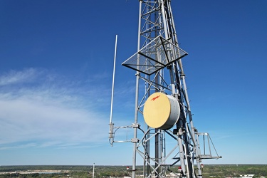 Microwave communications antenna in Colonial Heights, Virginia [02]